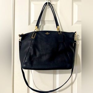 Coach shoulder bag.